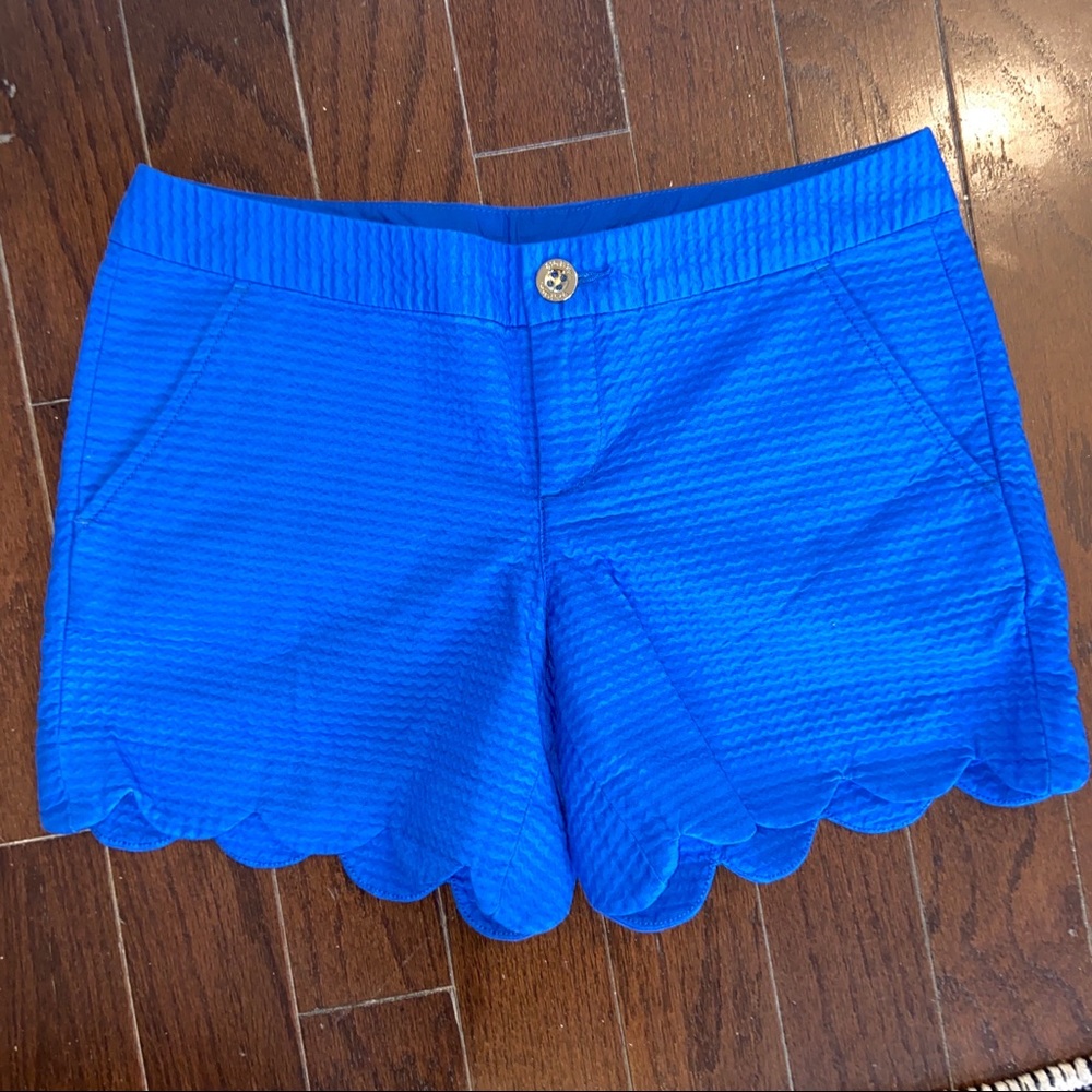 Lilly Pulitzer 5” Buttercup Scallop Hem Shorts